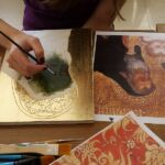 Ćwiczenia z techniki malarstwa temperowego na desce z elementami złoceń