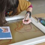 Ćwiczenia z technik nietypowych. Malarstwo na wtórnie wykorzystanym podłożu - oknie wraz z ramą okienną