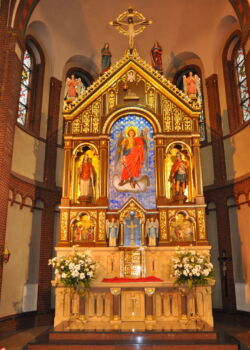 Rekonstrukcja ołtarza głównego z pocz. XX w., do kościoła p.w. Św. Michała Archanioła w Siemianowicach Śl. – Michałkowicach. Rekonstrukcja ołtarza głównego z pocz. XX w., do kościoła p.w. Św. Michała Archanioła w Siemianowicach Śl. – Michałkowicach.